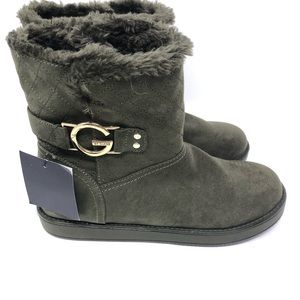 Guess boots